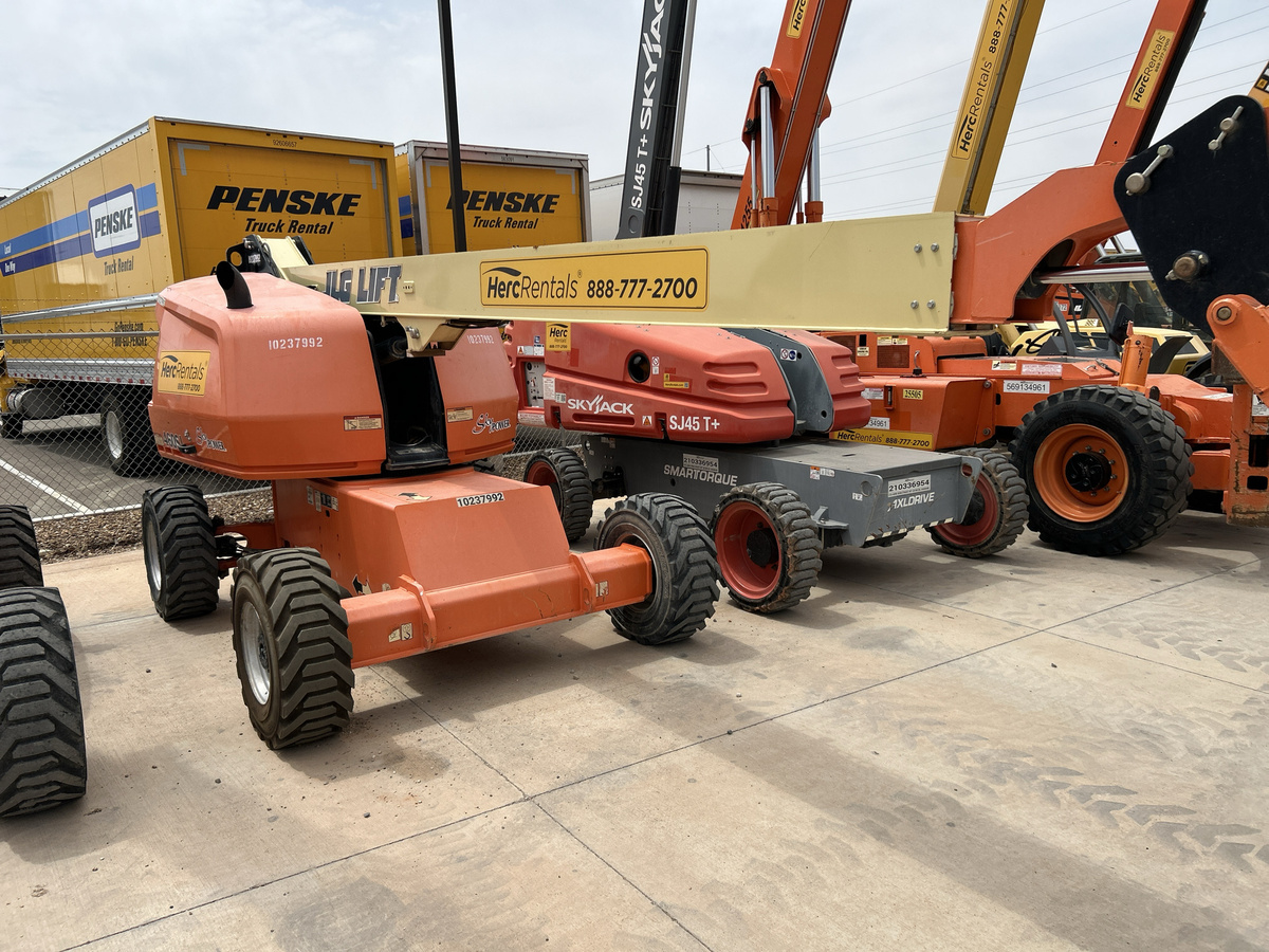 2018 JLG 460SJ-5