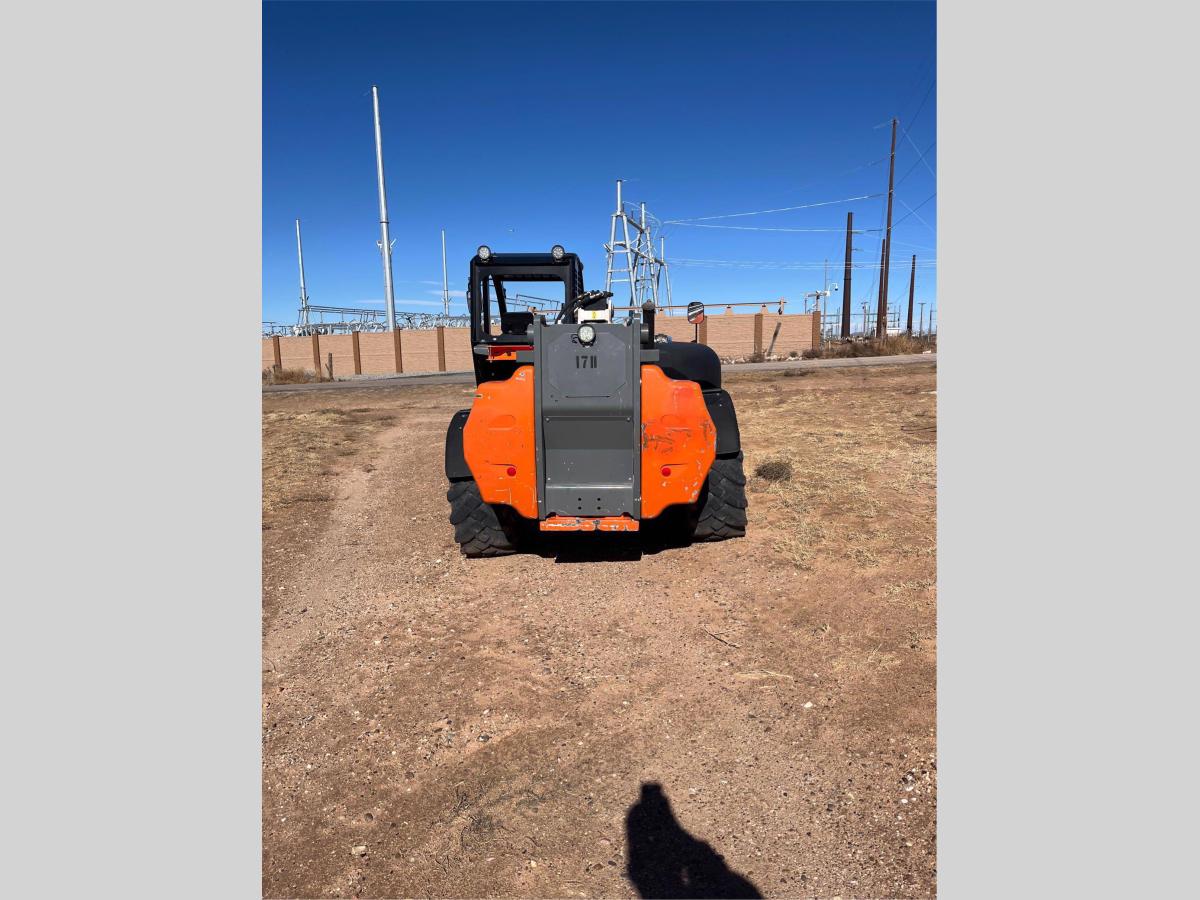 2021 Snorkel SR1054