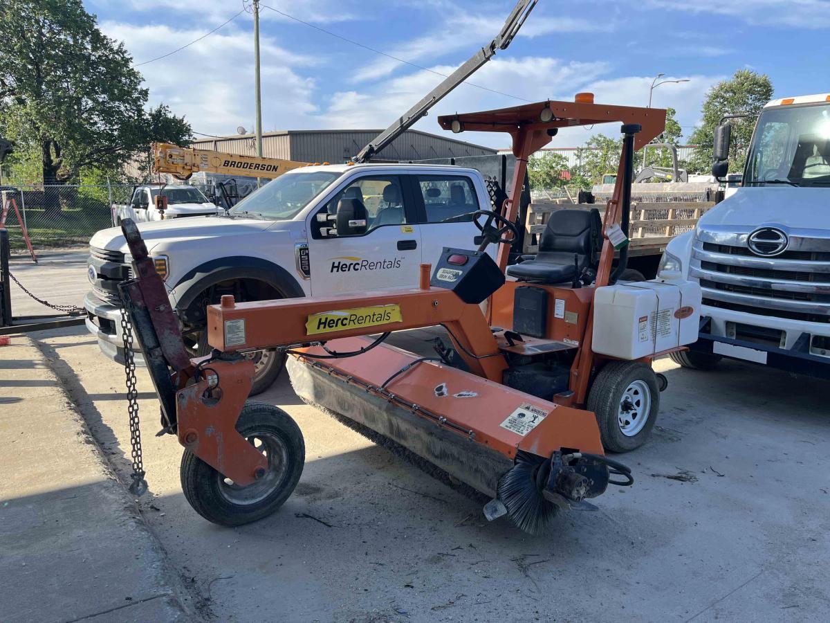 2020 LayMor SM300