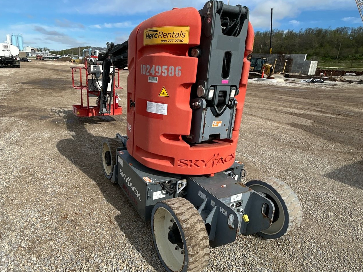 2018 Skyjack SJ30 AJE-4
