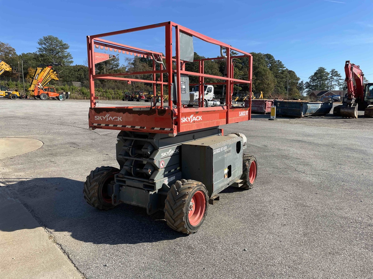 2016 Skyjack SJ-6832RT-5