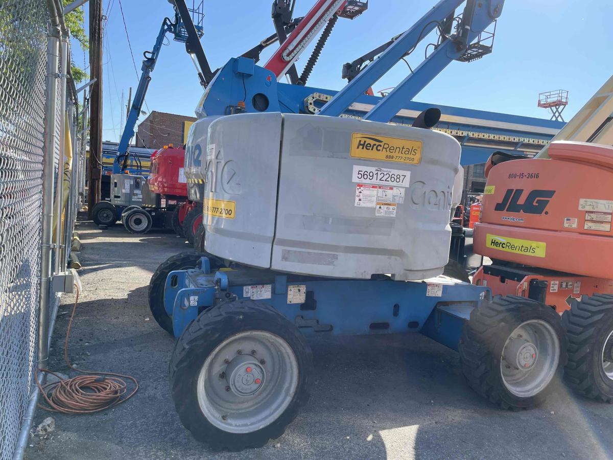 2015 Genie Z-45/25 RT