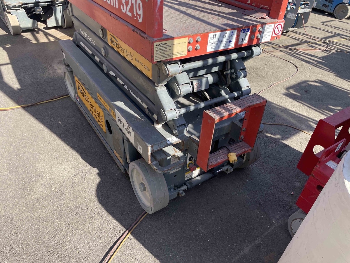 2018 Skyjack SJ3219-4