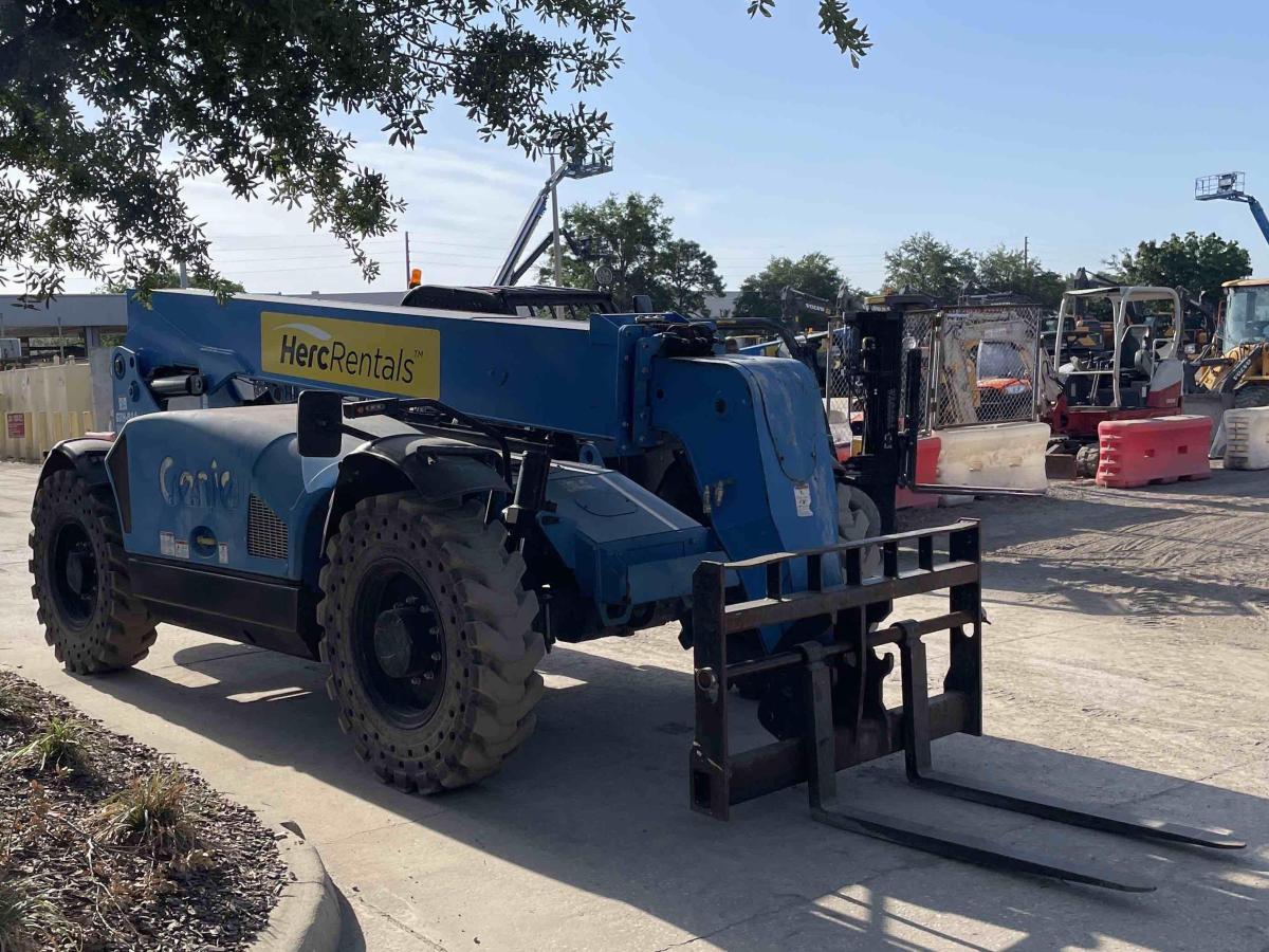 2019 Genie GTH 844