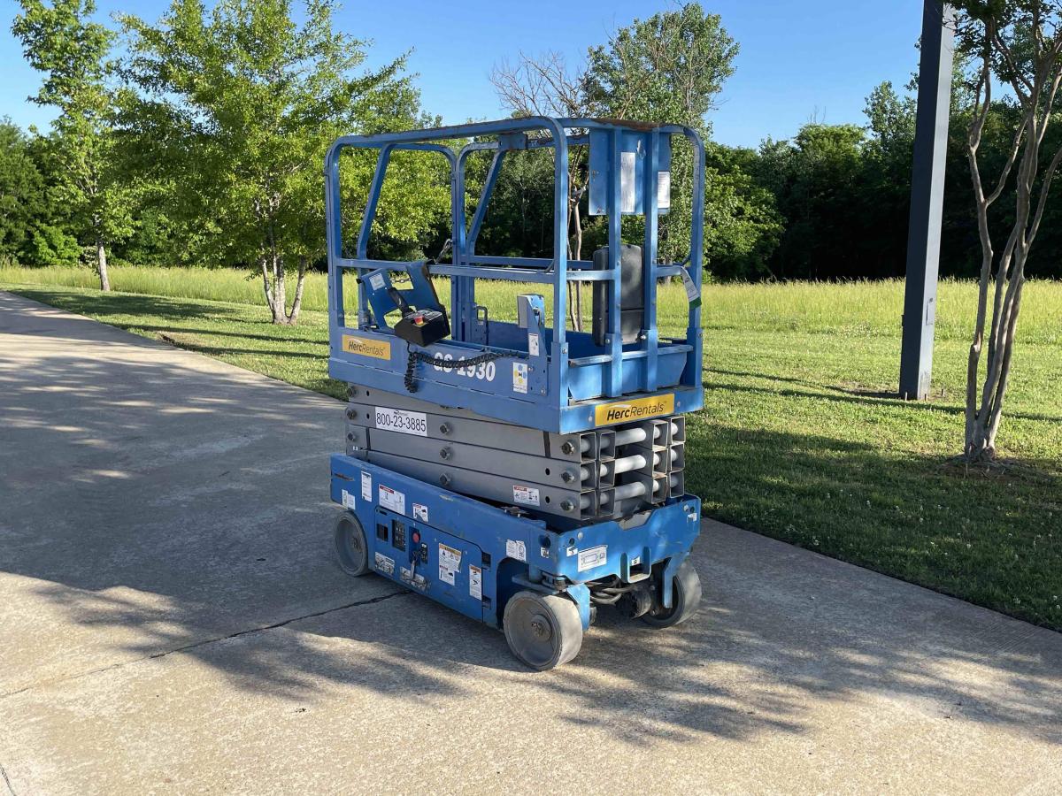 2018 Genie GS-1930