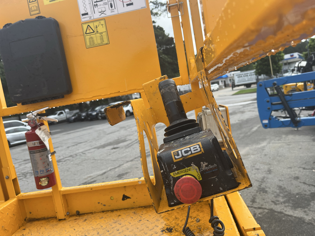 2022 JCB S4046E-5