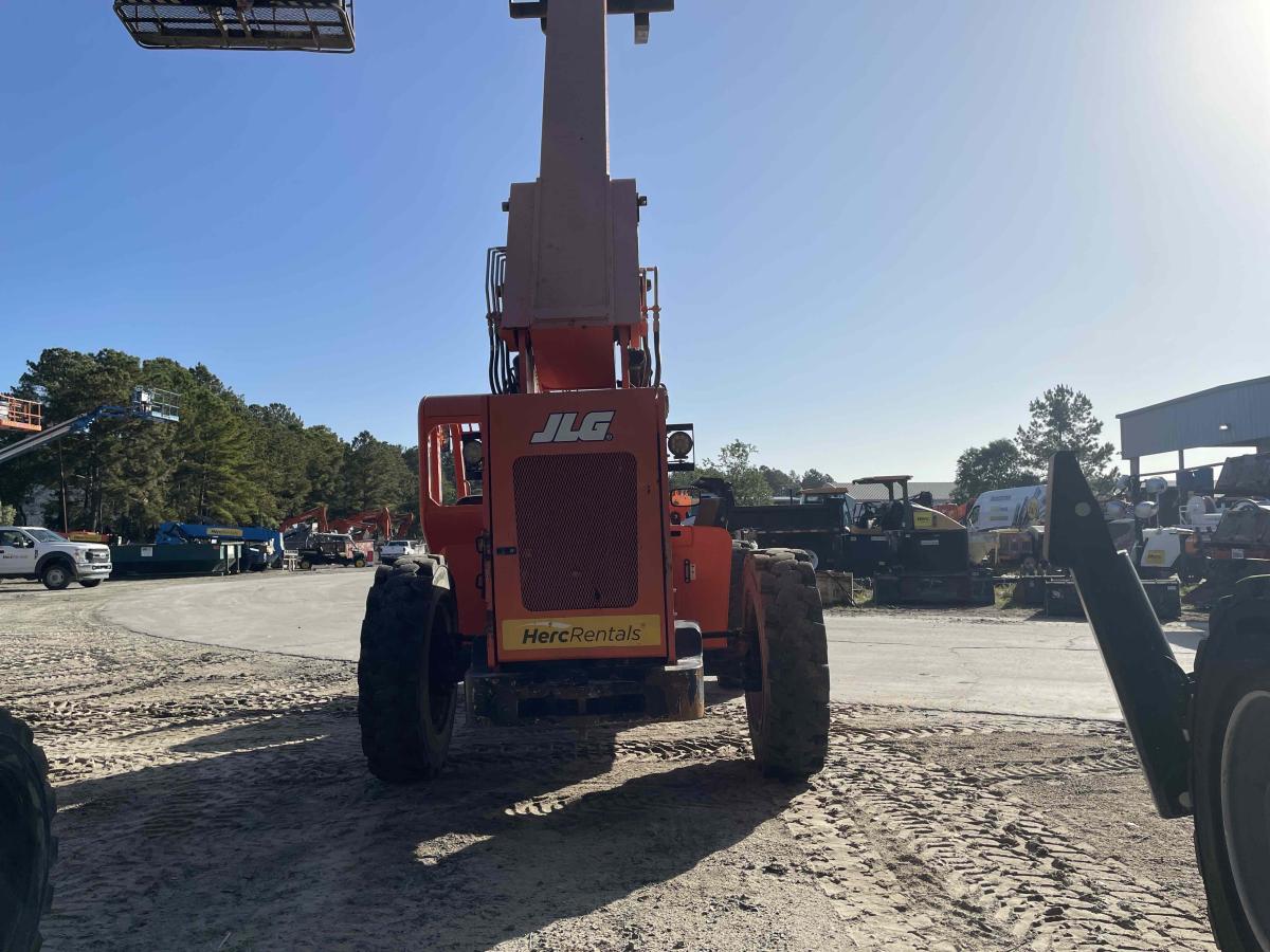 2020 SkyTrak 10042