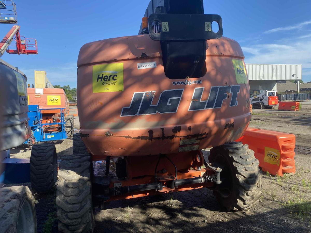 2014 JLG 600S-4