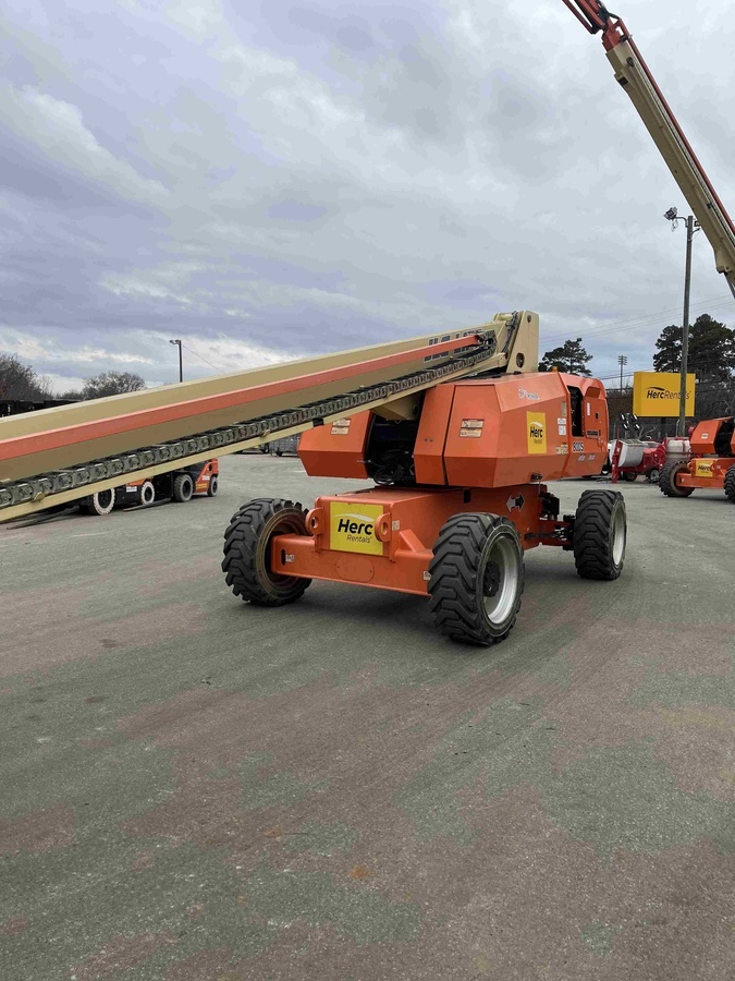 2018 JLG 800S-3