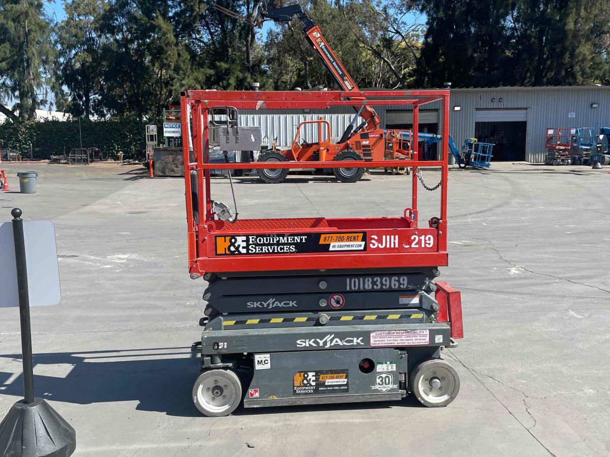 2015 Skyjack SJ3219