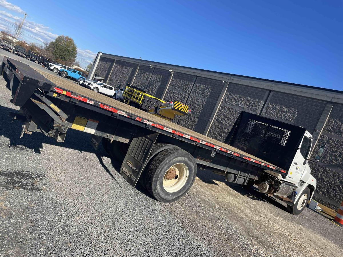2018 Hino 268