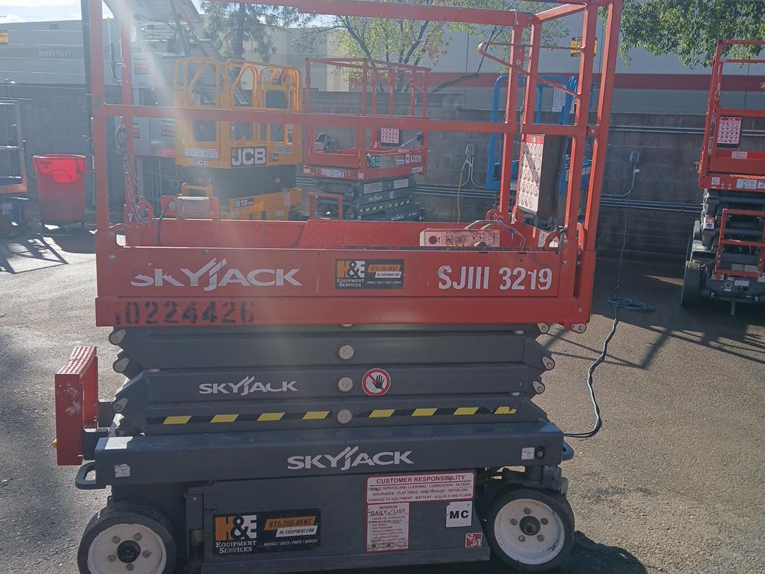 2017 Skyjack SJ3219