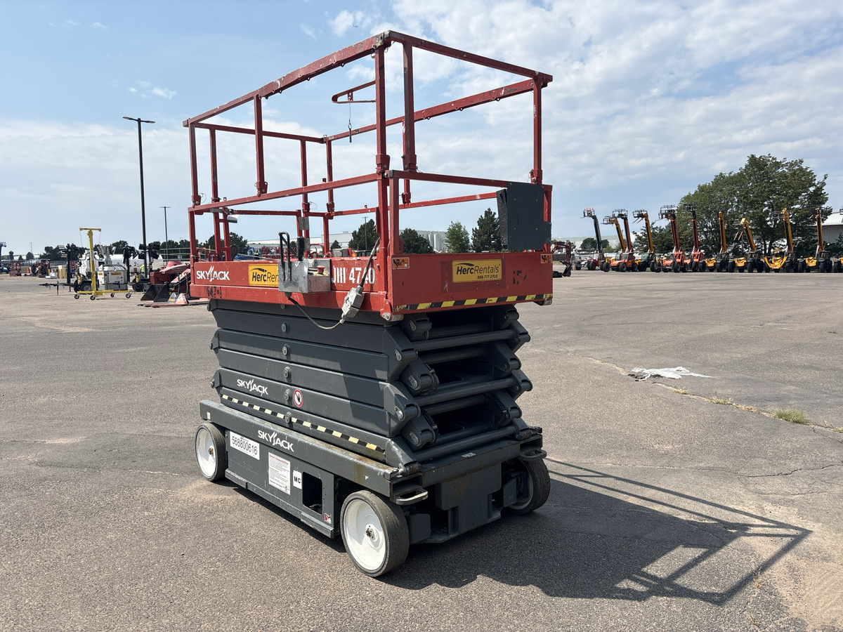 2020 Skyjack SJ4740-2