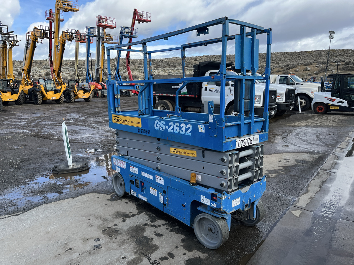 2017 Genie GS-2632