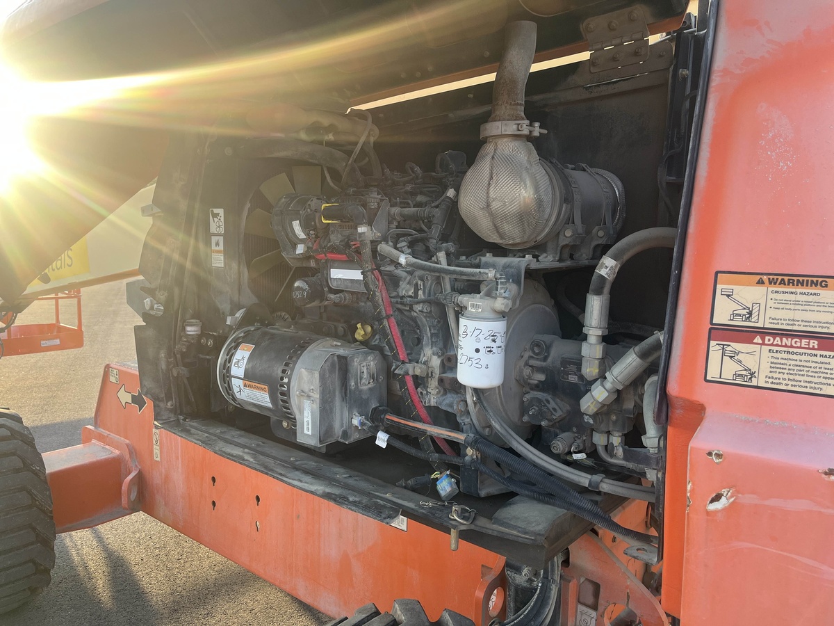 2018 JLG 600S-9
