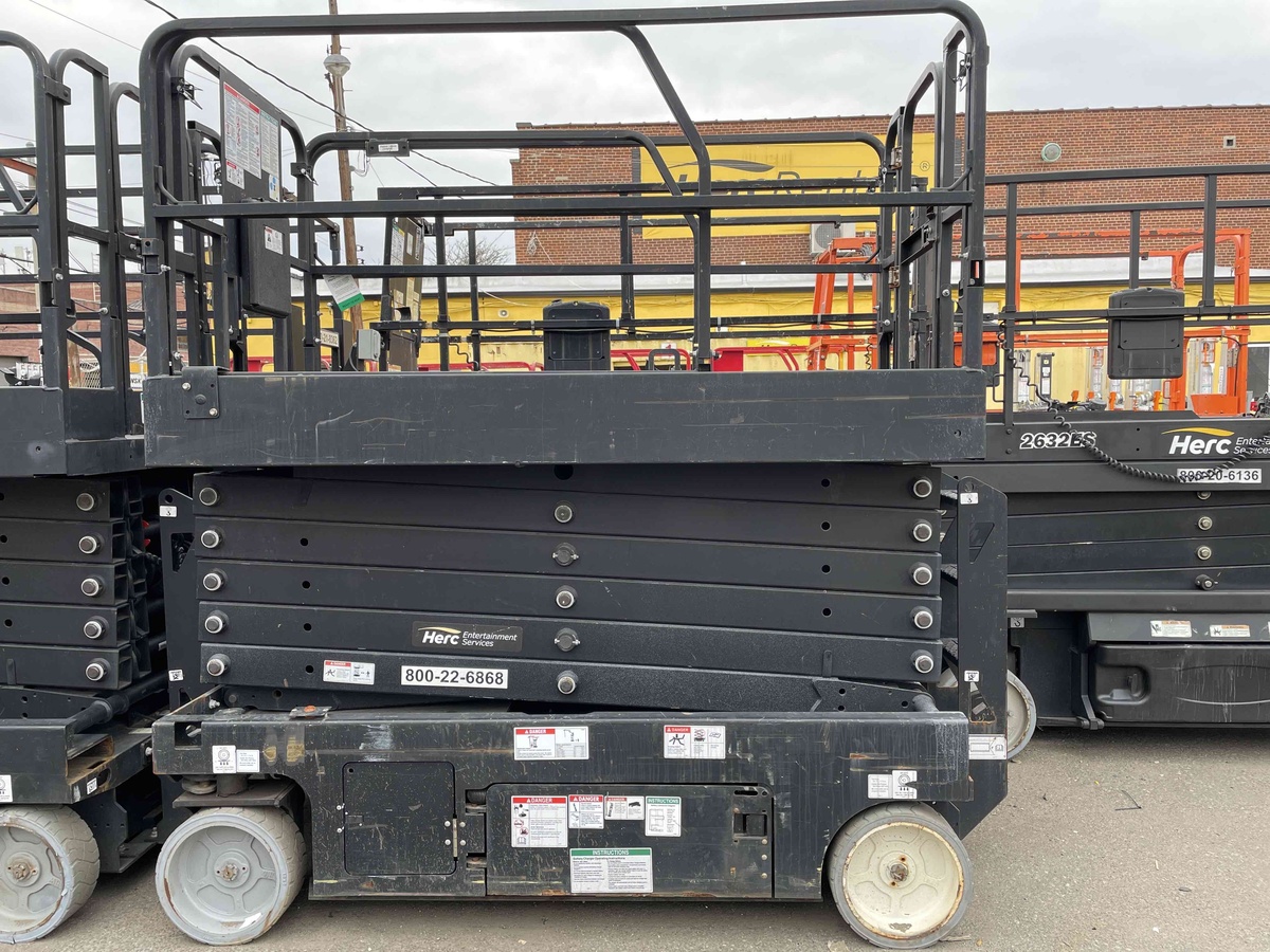 2018 Genie GS-4047-1