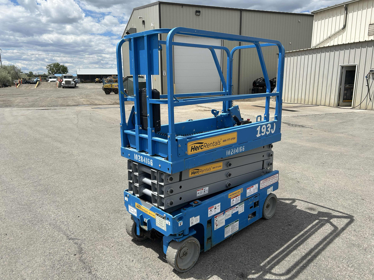 2019 Genie GS-1930