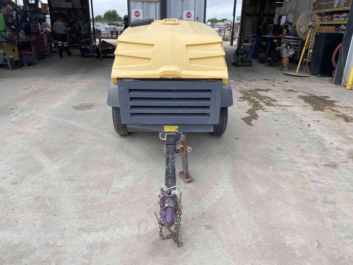 2017 Atlas Copco XAS 400
