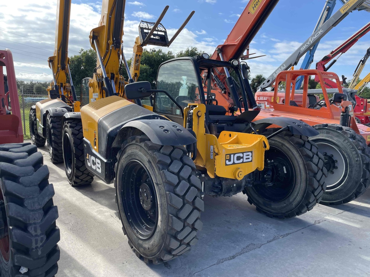 2023 JCB 507-42-2