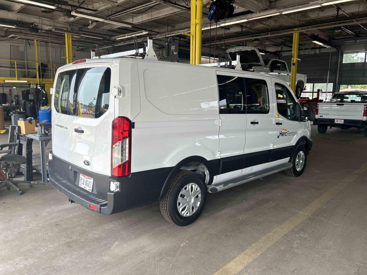 2019 Ford Transit 250-8