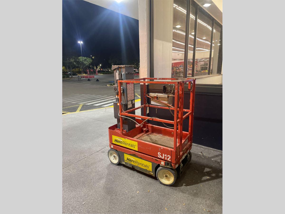 2018 Skyjack SJ12