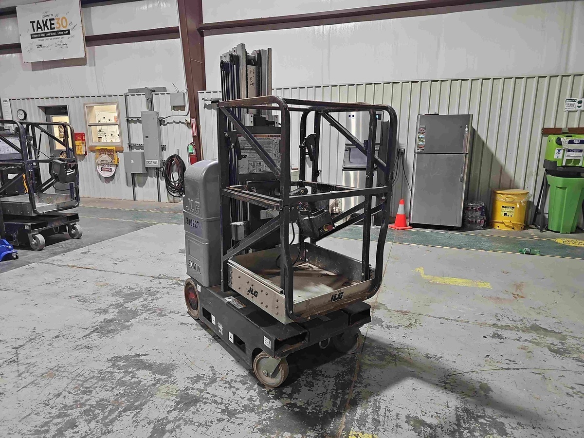 2018 JLG 20MVL-2