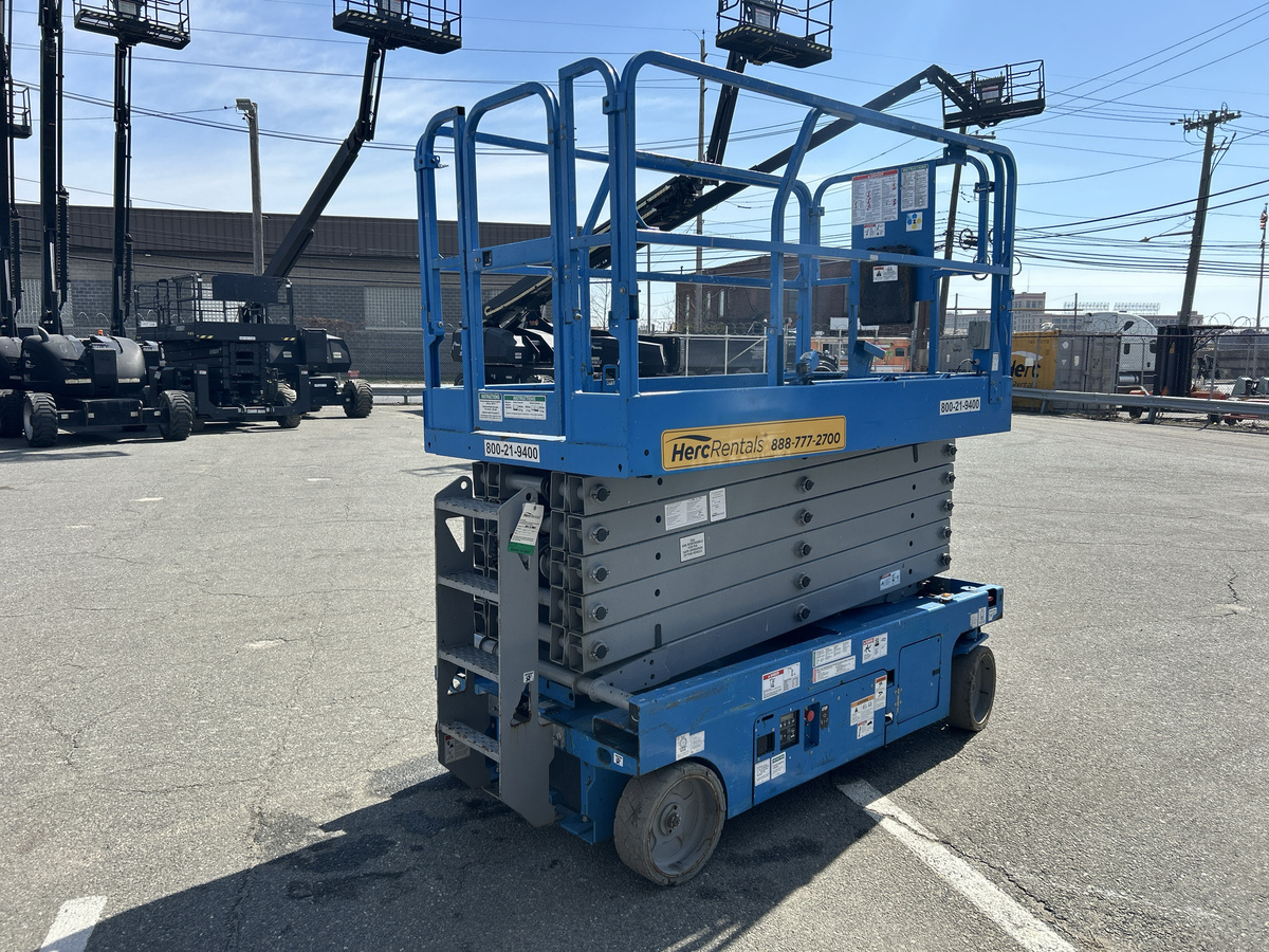 2018 Genie GS-4047-4