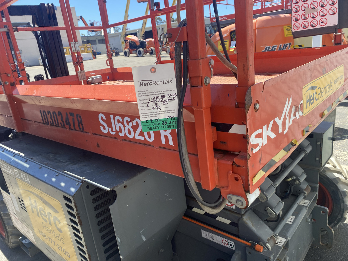 2018 Skyjack SJ-6826RT-6