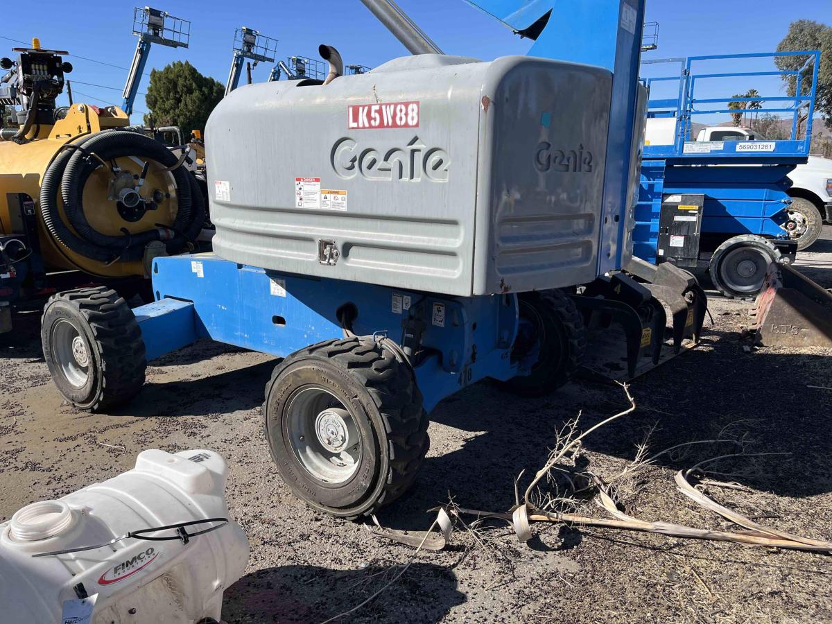 2015 Genie S-45