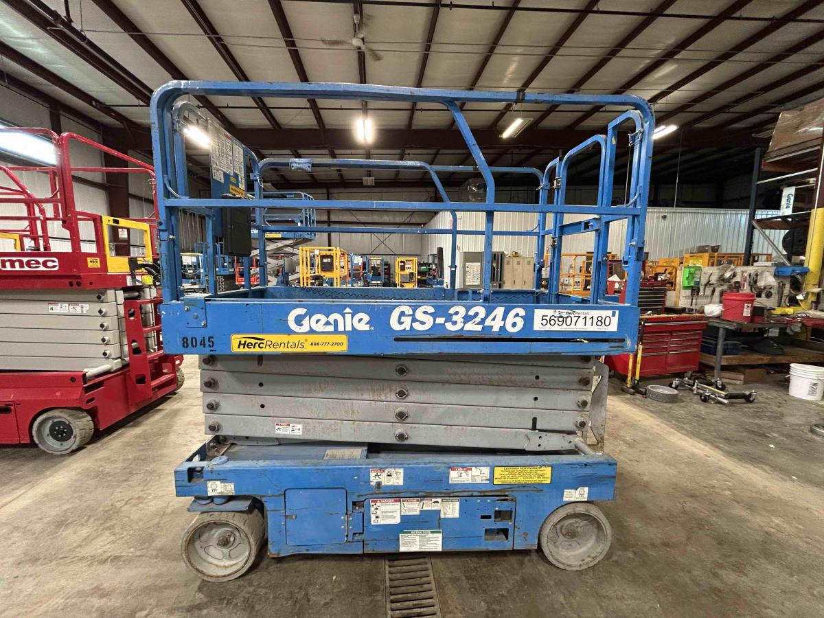 2016 Genie GS-3246