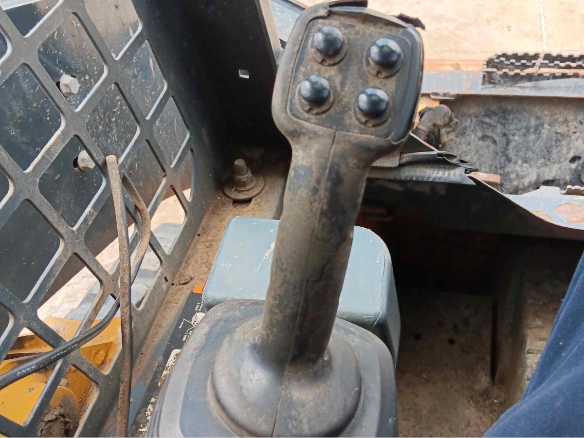 2021 John Deere 317G-11