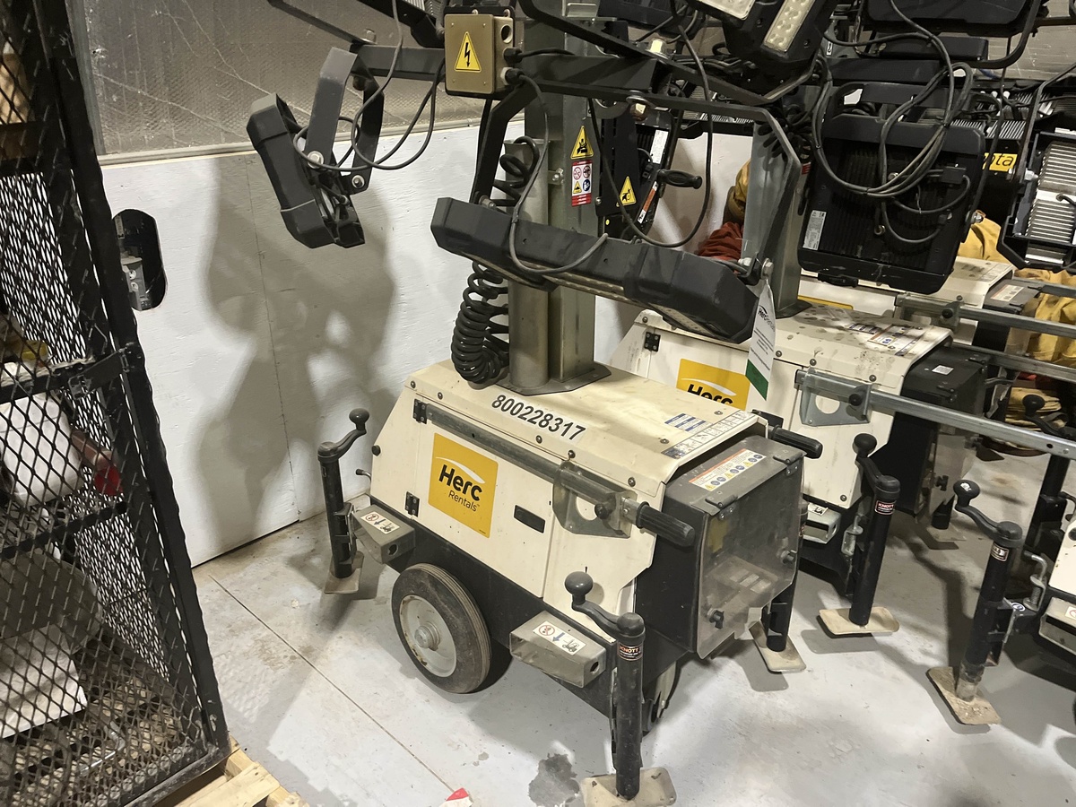 2018 Magnum PLT240-1