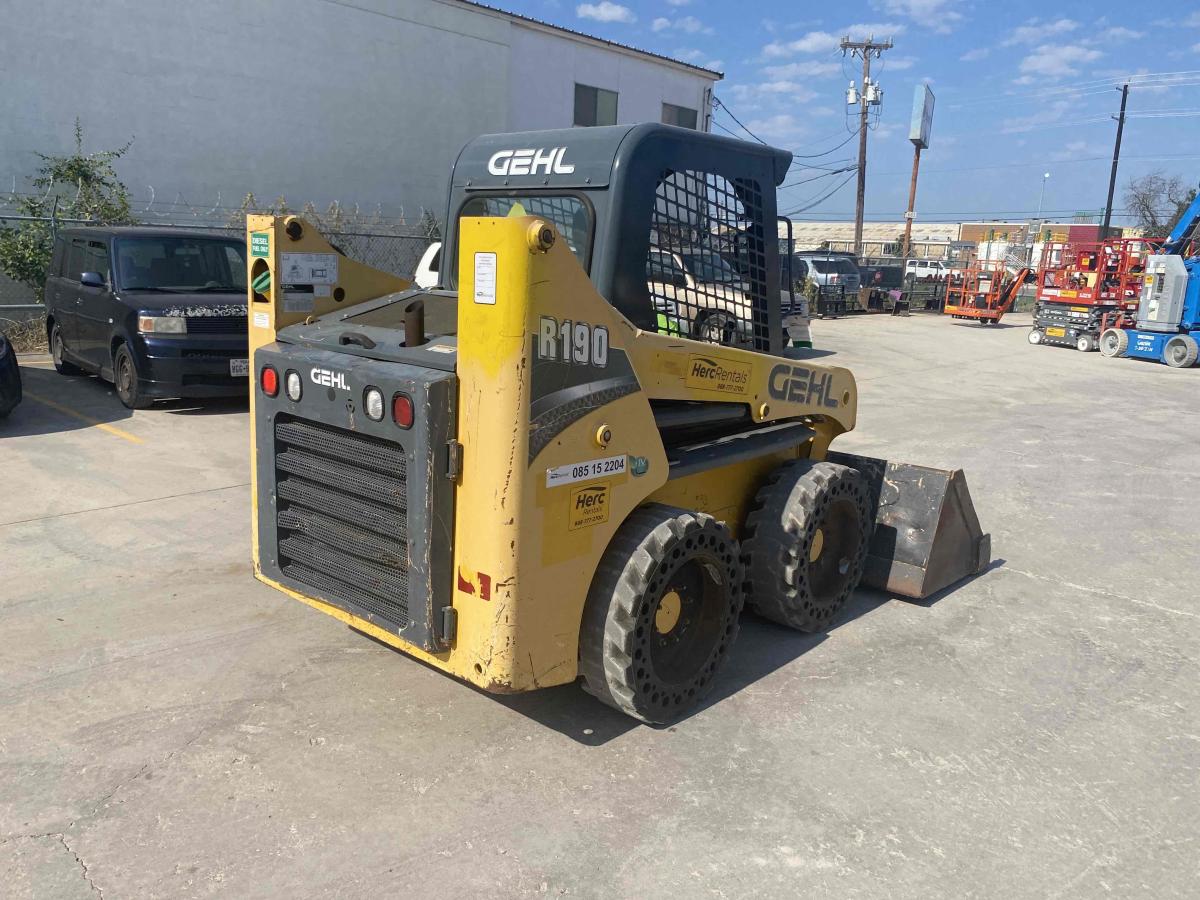 2019 Gehl R190