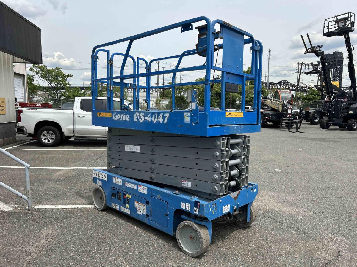 2017 Genie GS-4047-4
