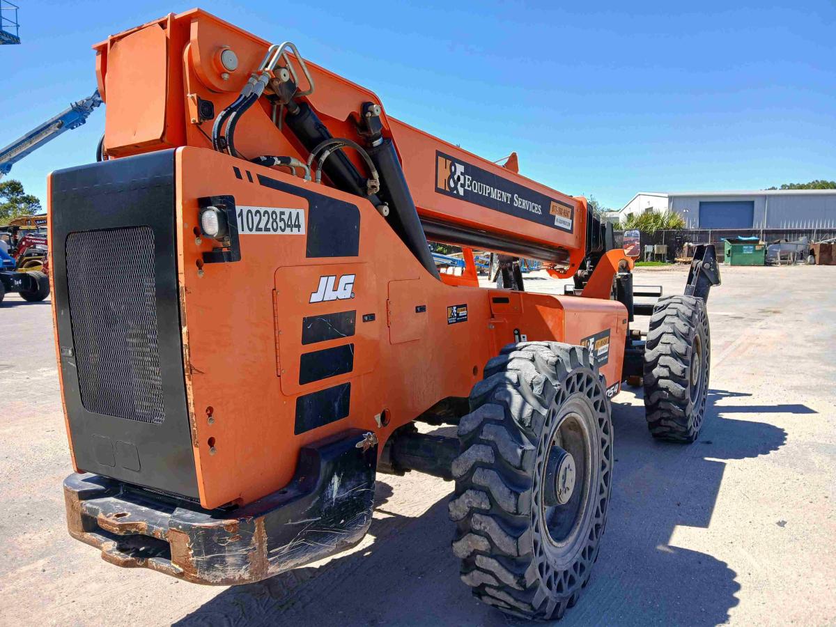 2018 SkyTrak 10054