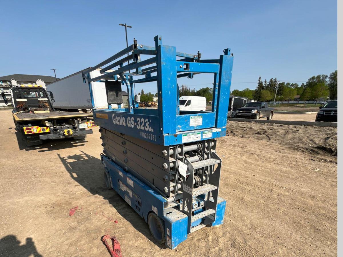 2018 Genie GS-3232-2