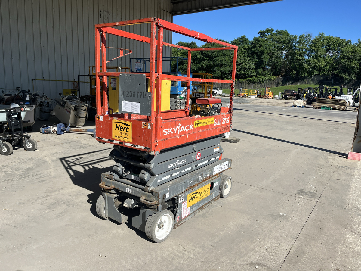 2017 Skyjack SJ3219