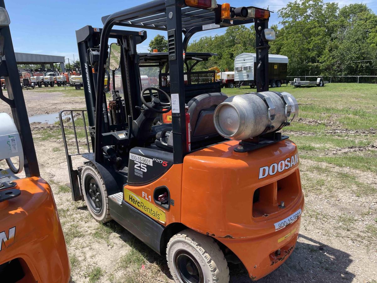 2017 Doosan G25P-5