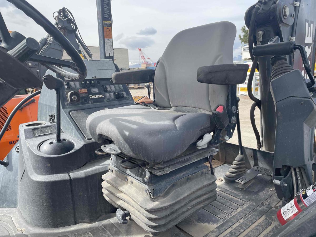 2019 John Deere 310L EP