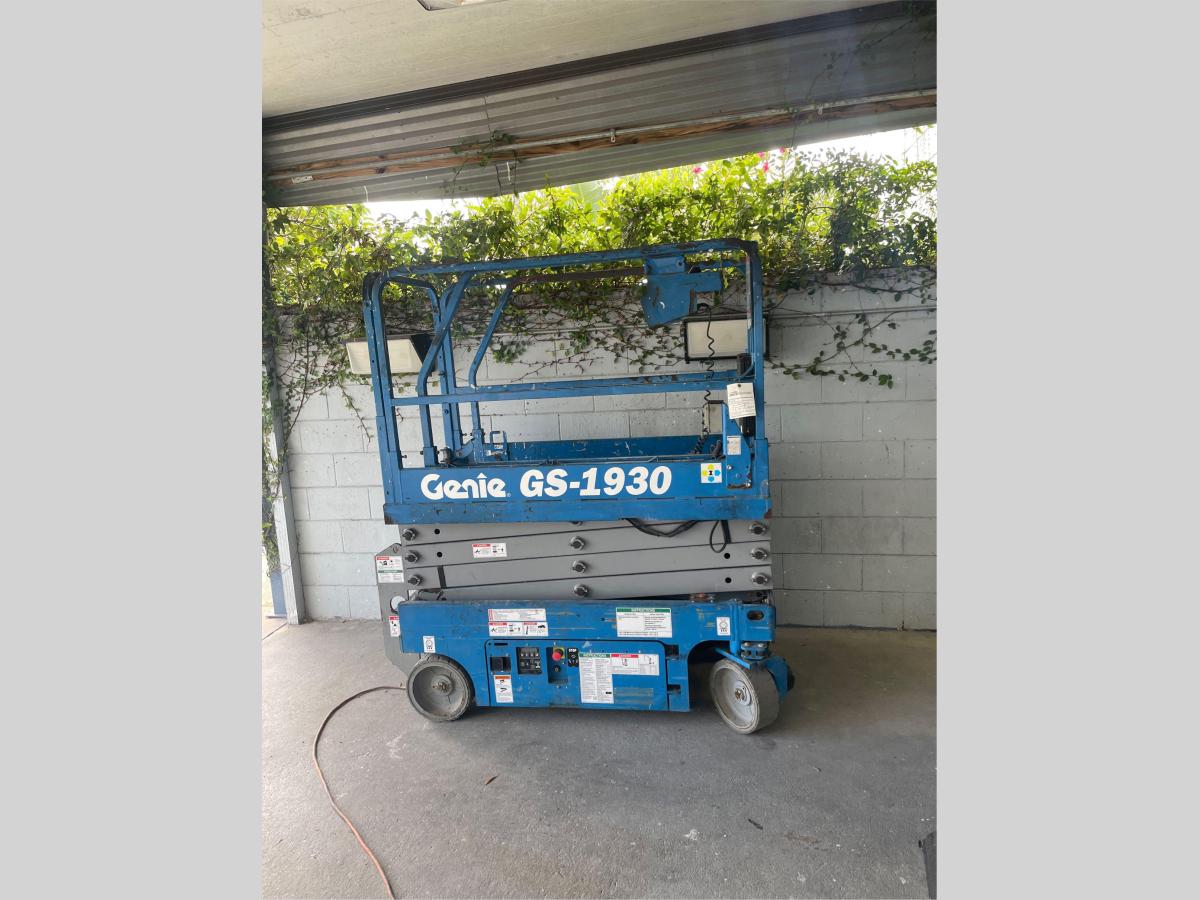 2018 Genie GS-1930