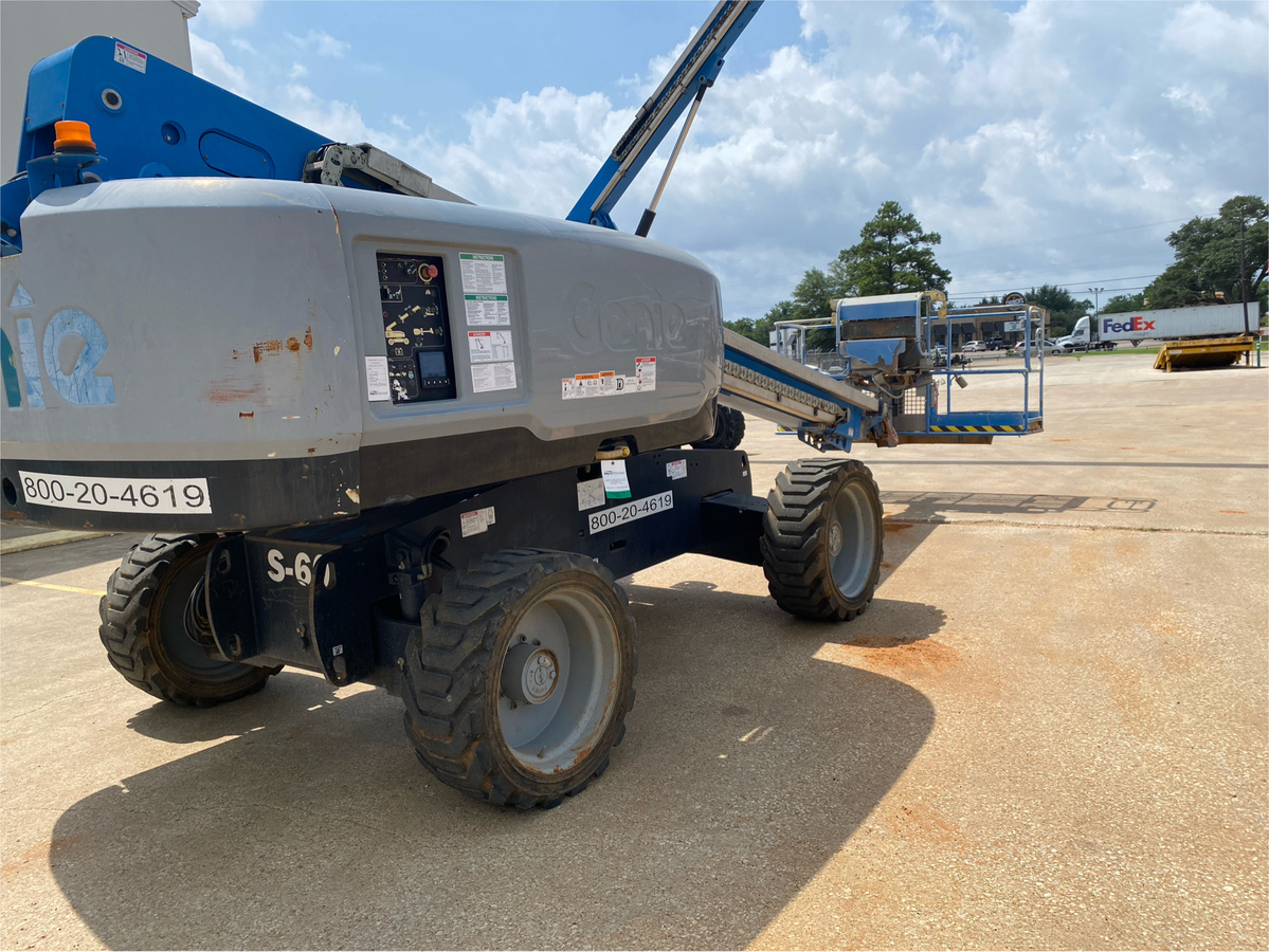 2018 Genie S-60X-3