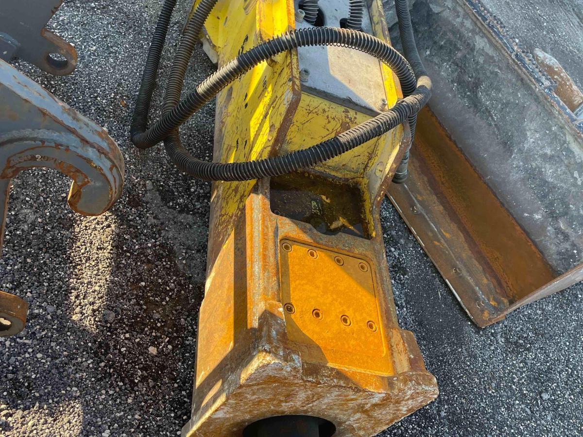 2019 Stanley MBX308