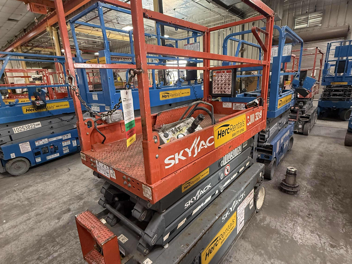 2017 Skyjack SJ3219-2