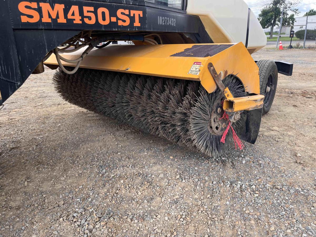 2019 LayMor SweepMaster 450-ST-14