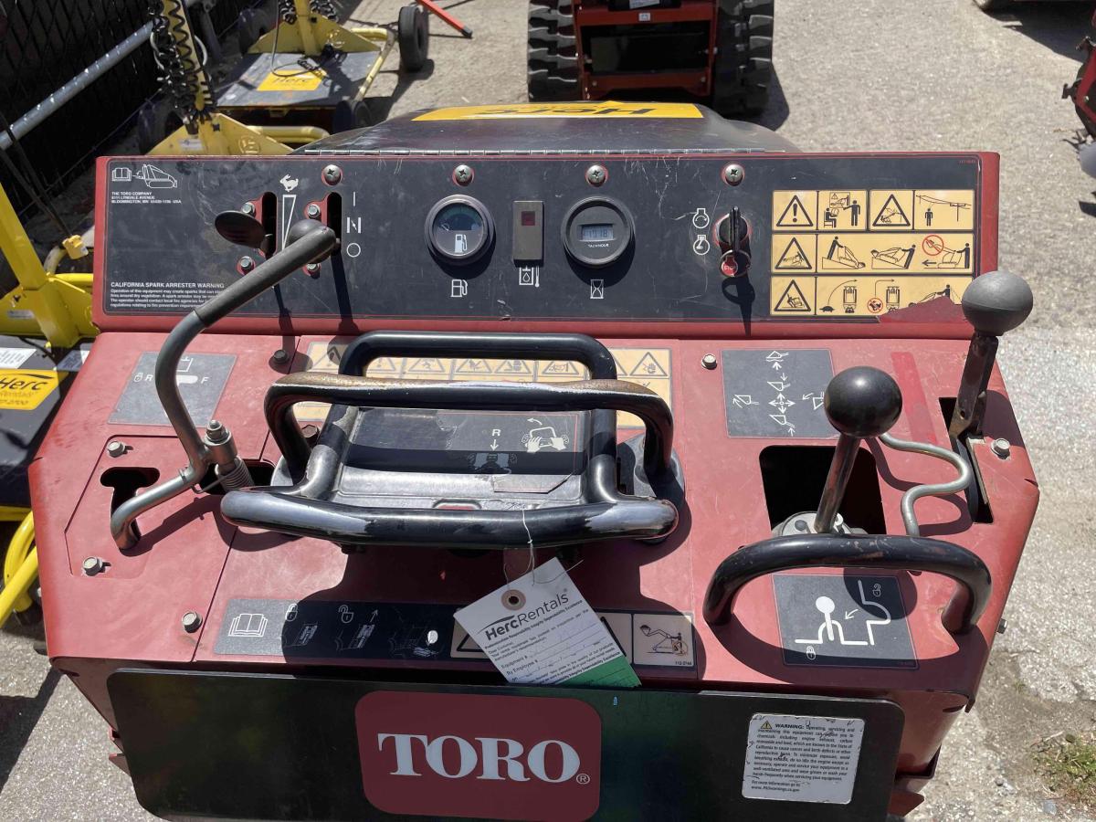 2017 Toro DINGO TX 427