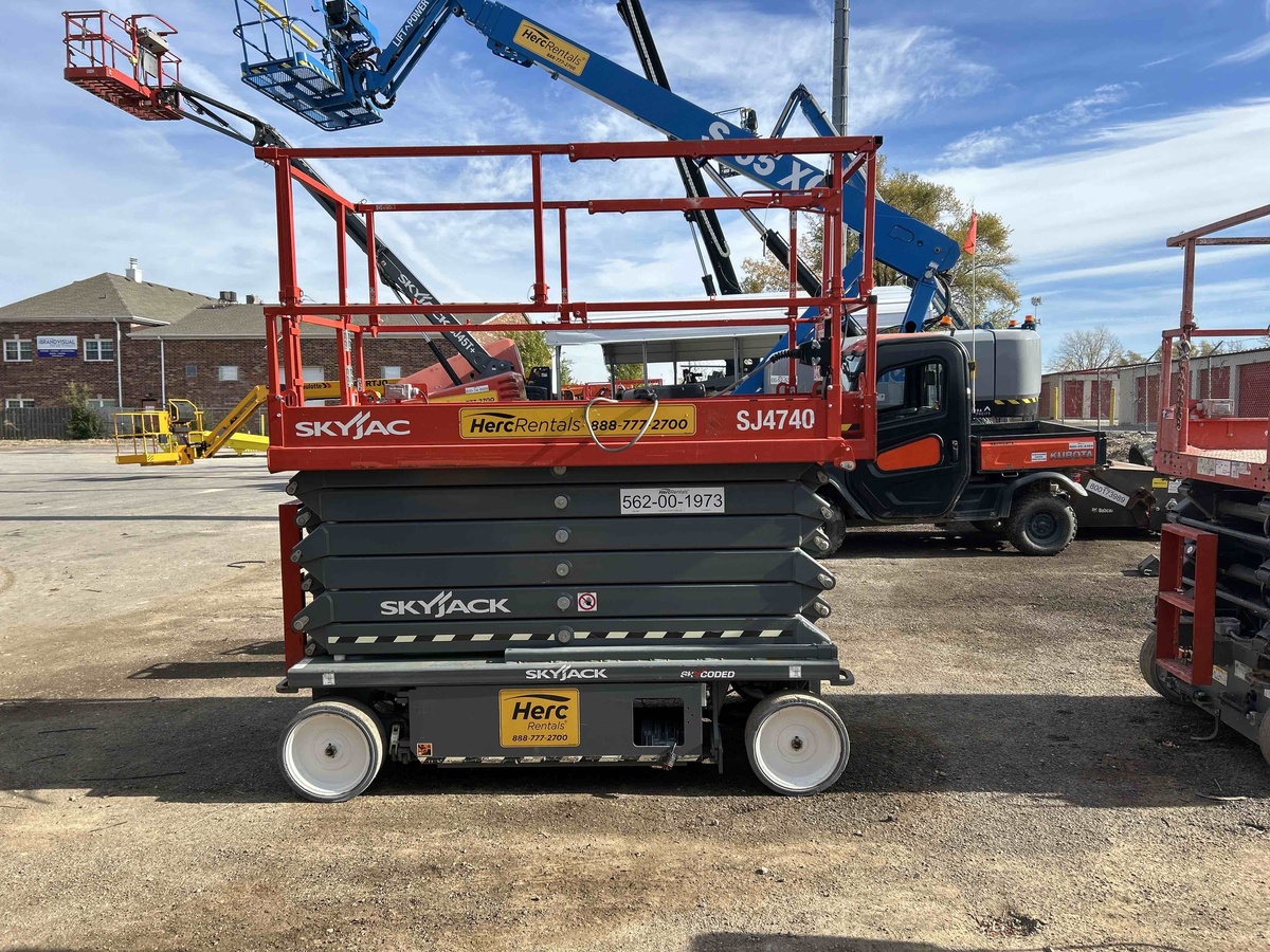 2020 Skyjack SJ4740