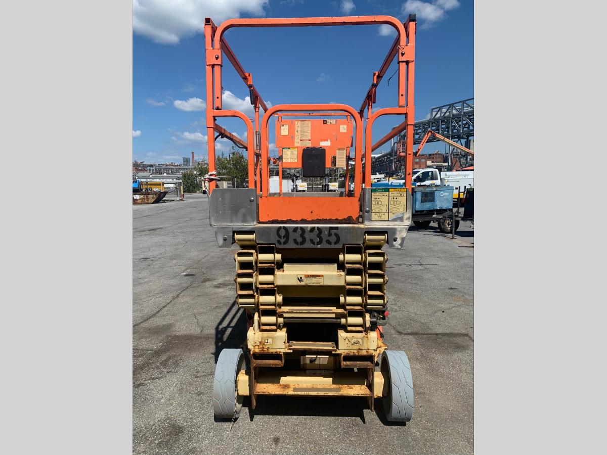 2008 JLG 3246ES