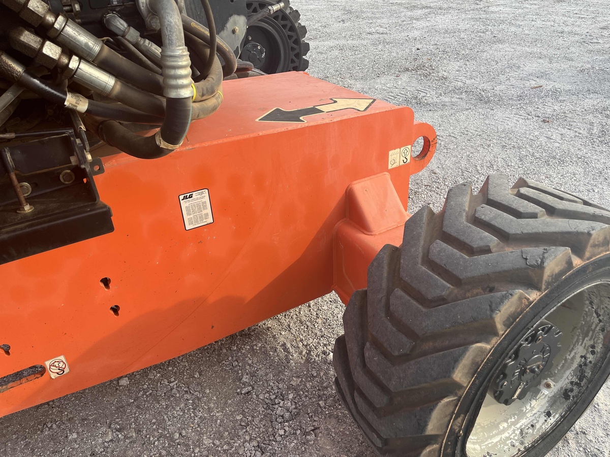 2018 JLG 860SJ-17