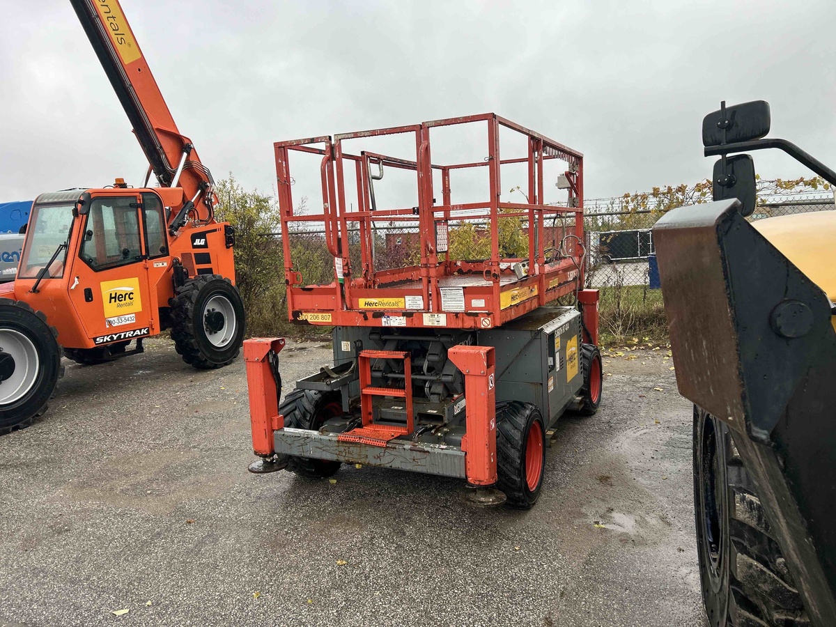 2018 Skyjack SJ-6826RT-2