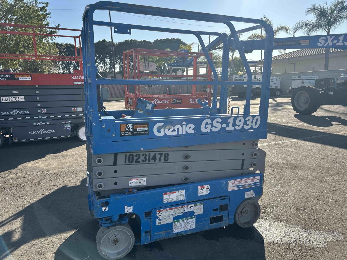 2017 Genie GS-1930